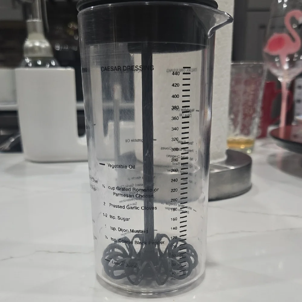 Pampered Chef Clear Black Salad Dressing Mixer - Picture 2 of 2